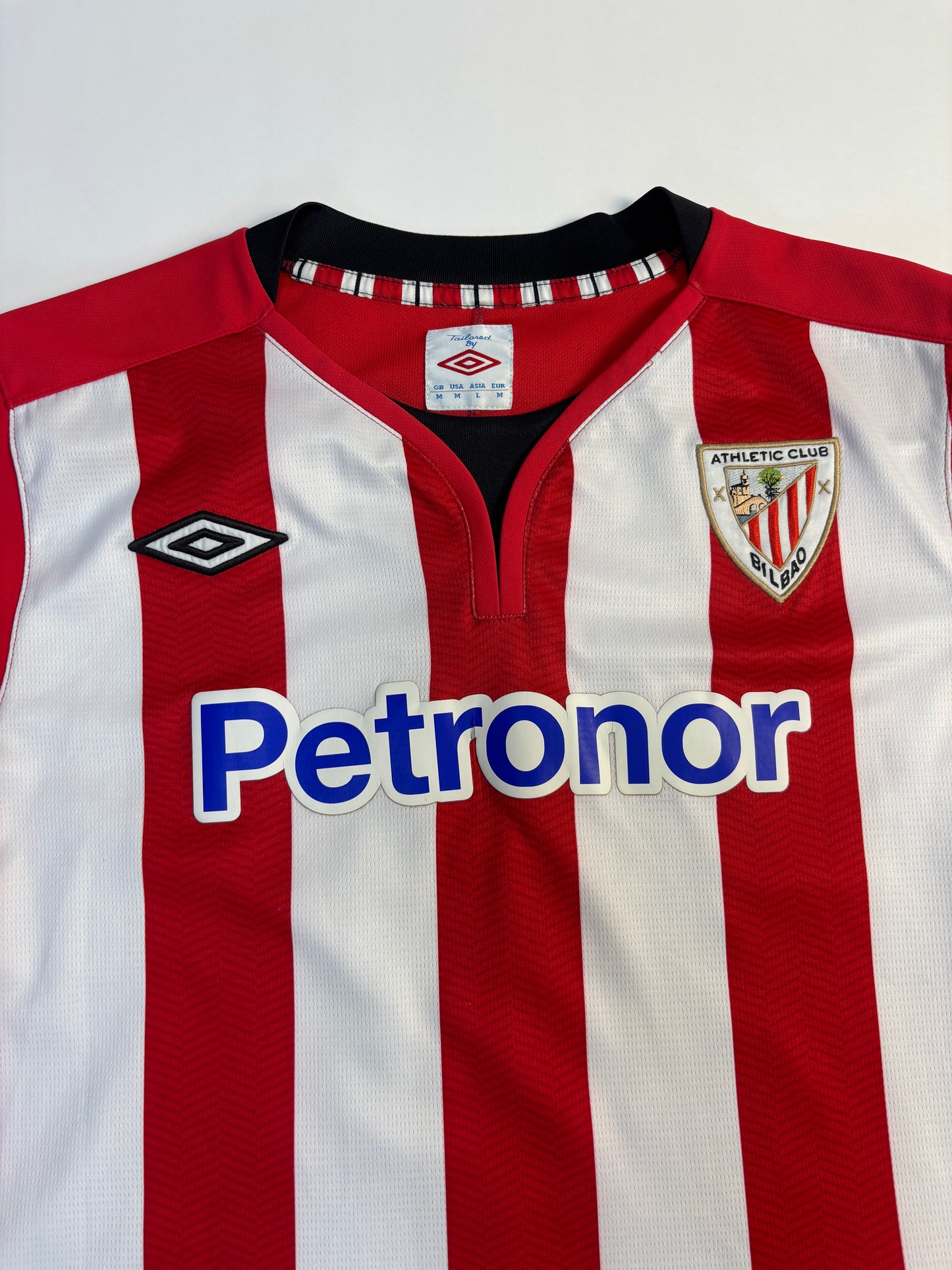 Athletic Bilbao Home Shirt 2011/12 (M) Iraola 15