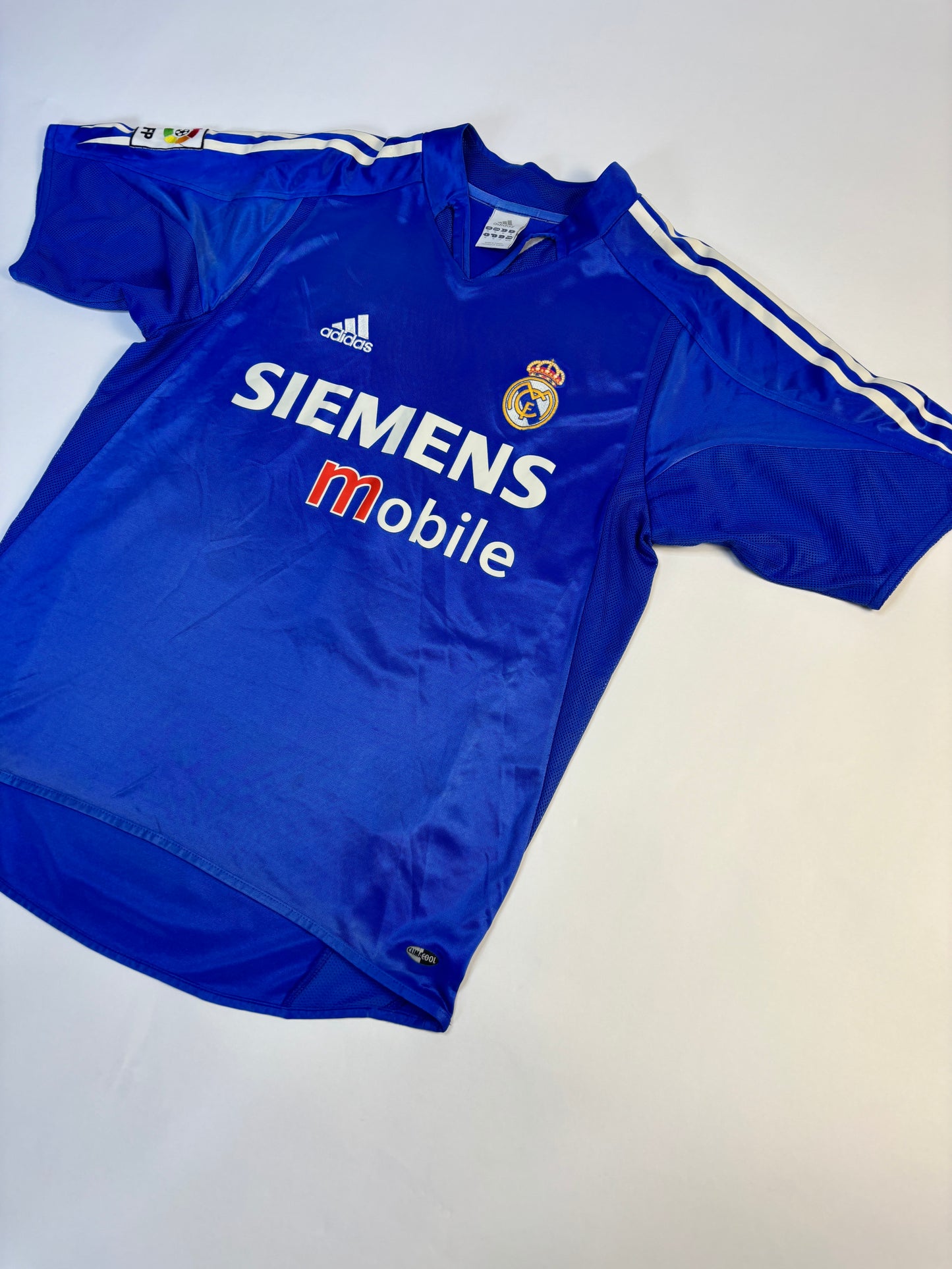 Real Madrid Third Shirt 2004/05 (M) Beckham 23