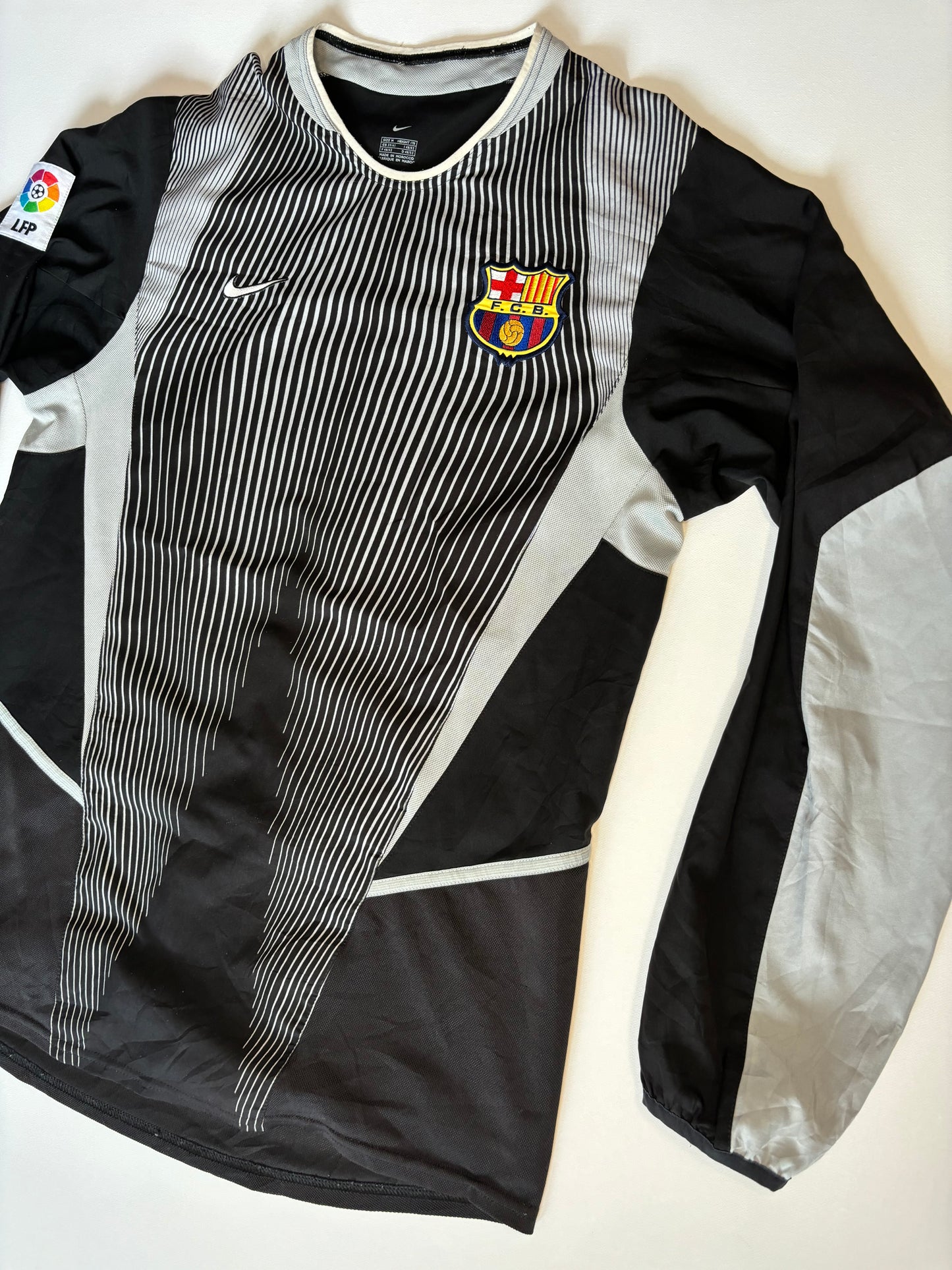 Barcelona Home Goalkeeper Shirt 2002/03 (M) Bonano 1