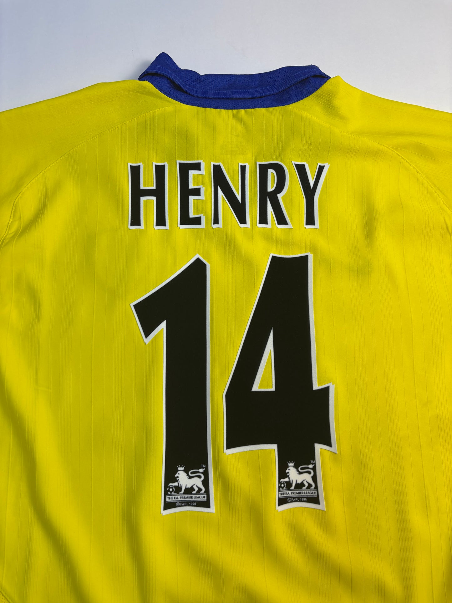 Arsenal Away Shirt 2003/04 (XL) Henry 14