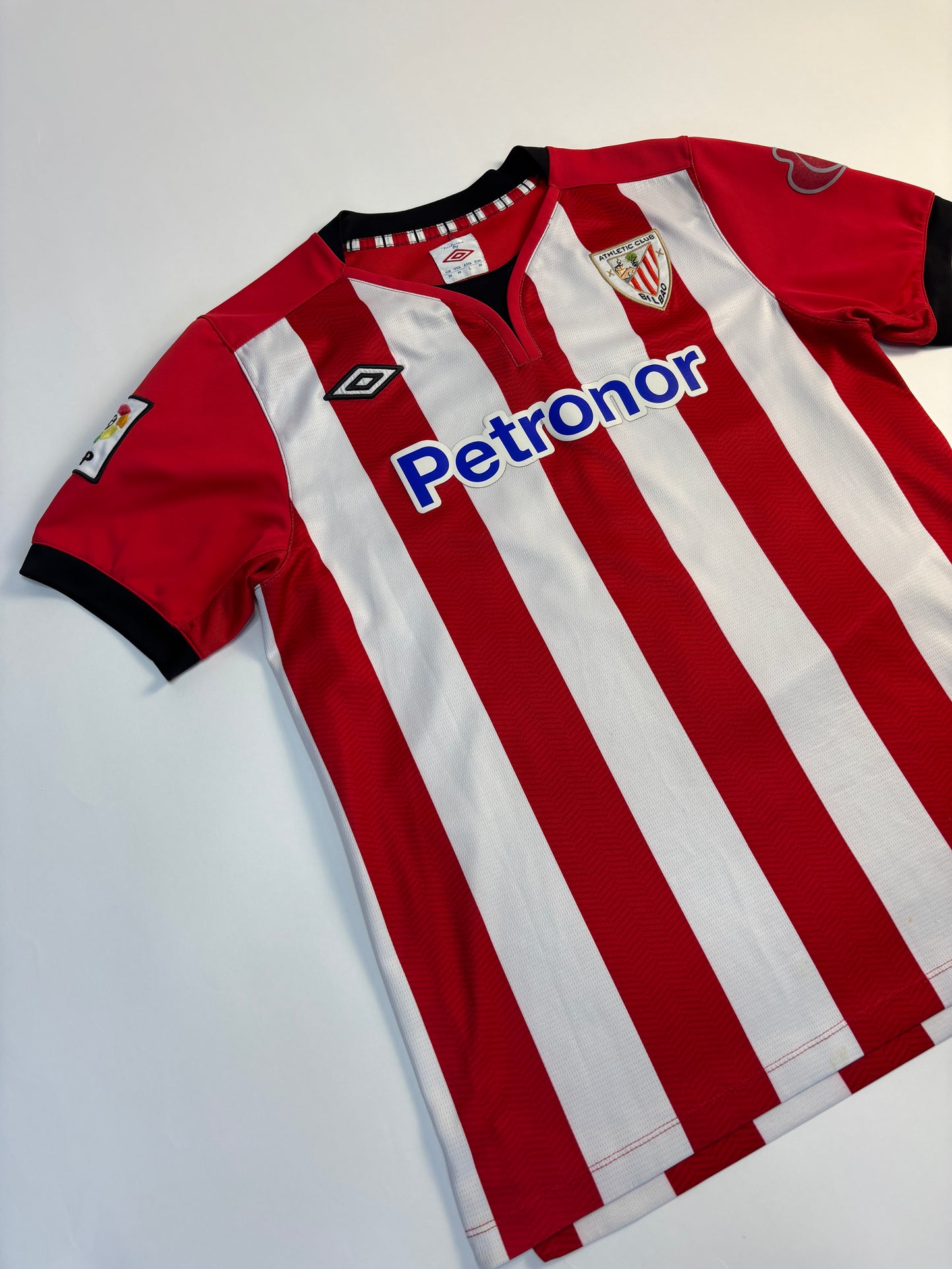 Athletic Bilbao Home Shirt 2011/12 (M) Iraola 15