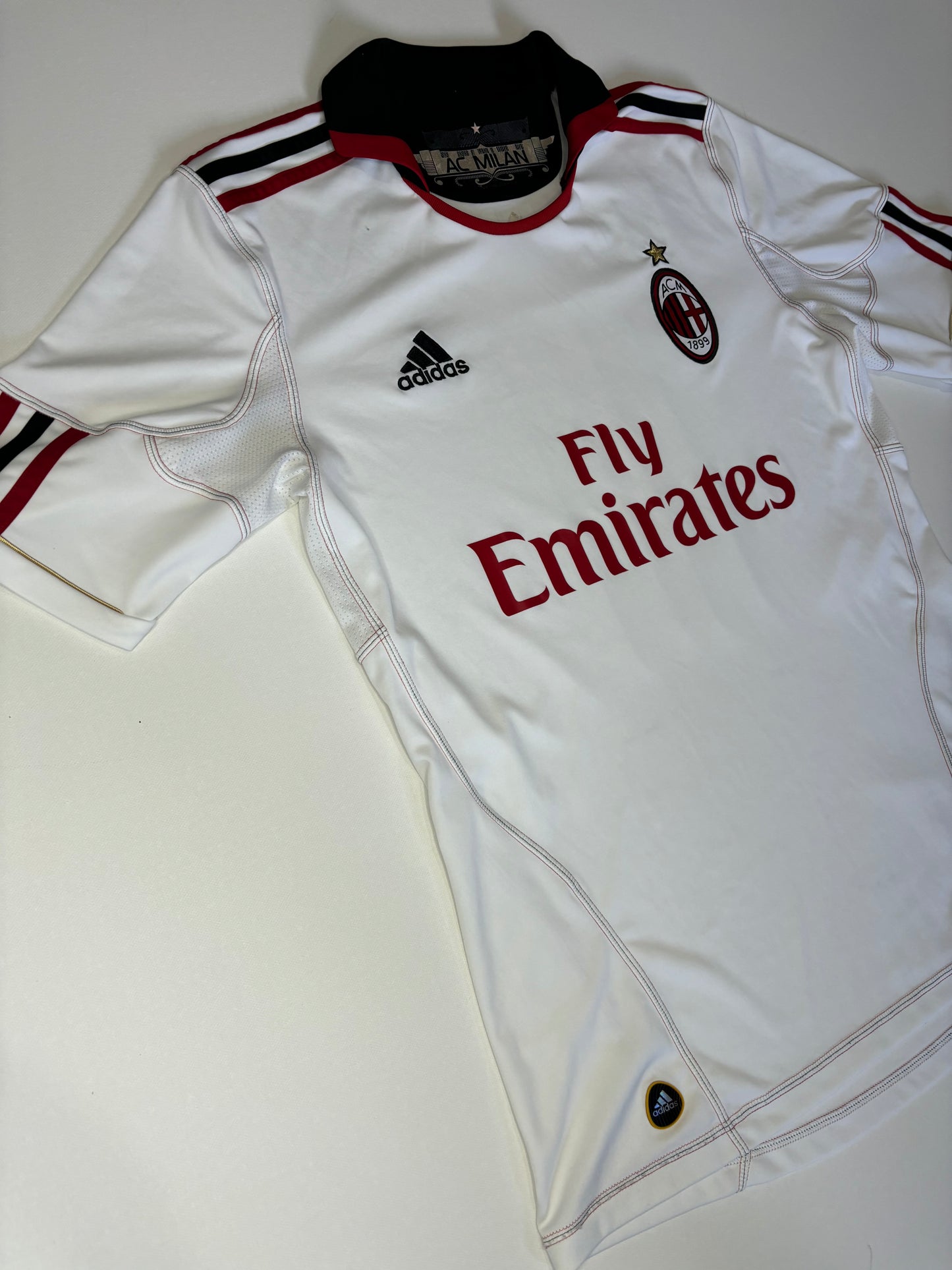 AC Milan Away Shirt 2010/11 (M) Ibrahimovic 11