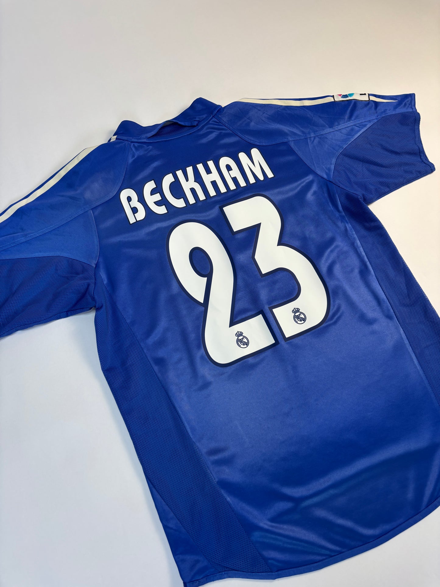 Real Madrid Third Shirt 2004/05 (M) Beckham 23