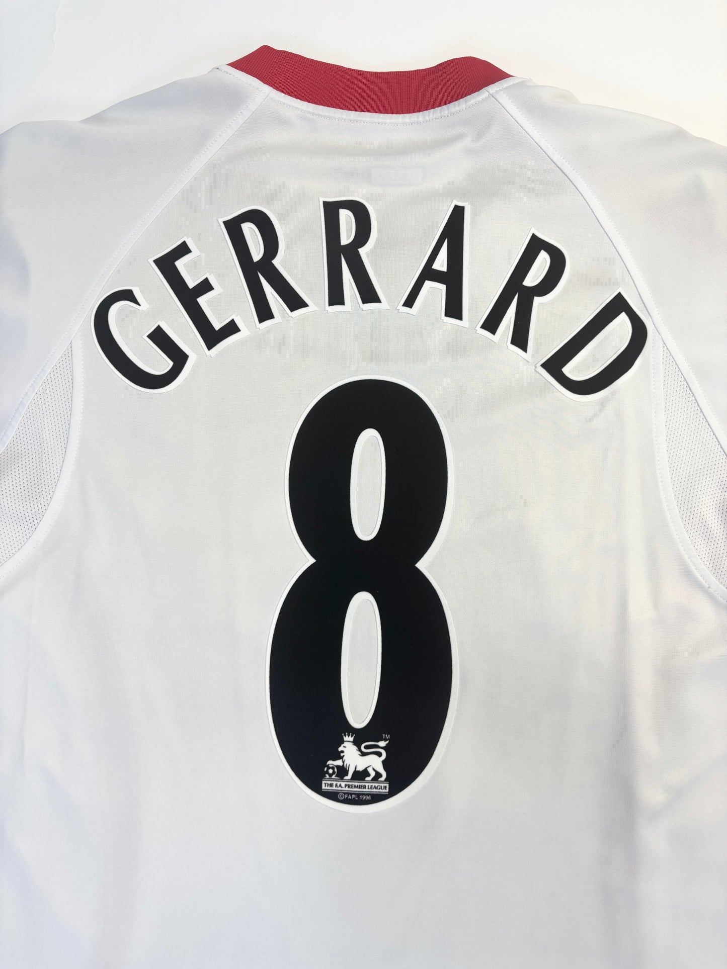 Liverpool Away Shirt 2005/06 (M) Gerrard 8