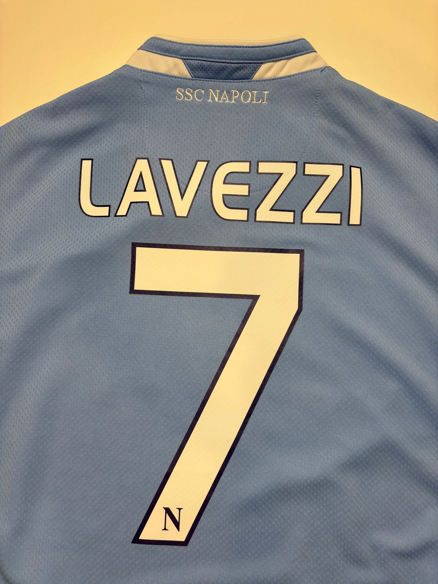 Napoli Home Shirt 2009/10 (M) Lavezzi 7