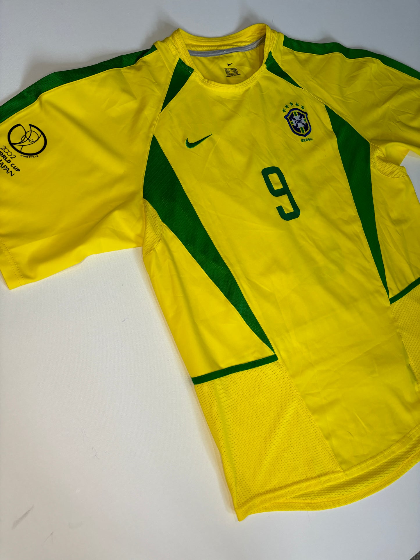 Brazil Home Shirt 2002/04 (L) Ronaldo 9