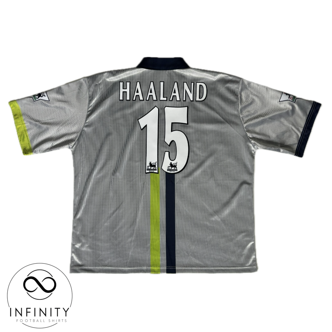 Manchester City Away Shirt 2000/01 (XL) Haaland 15