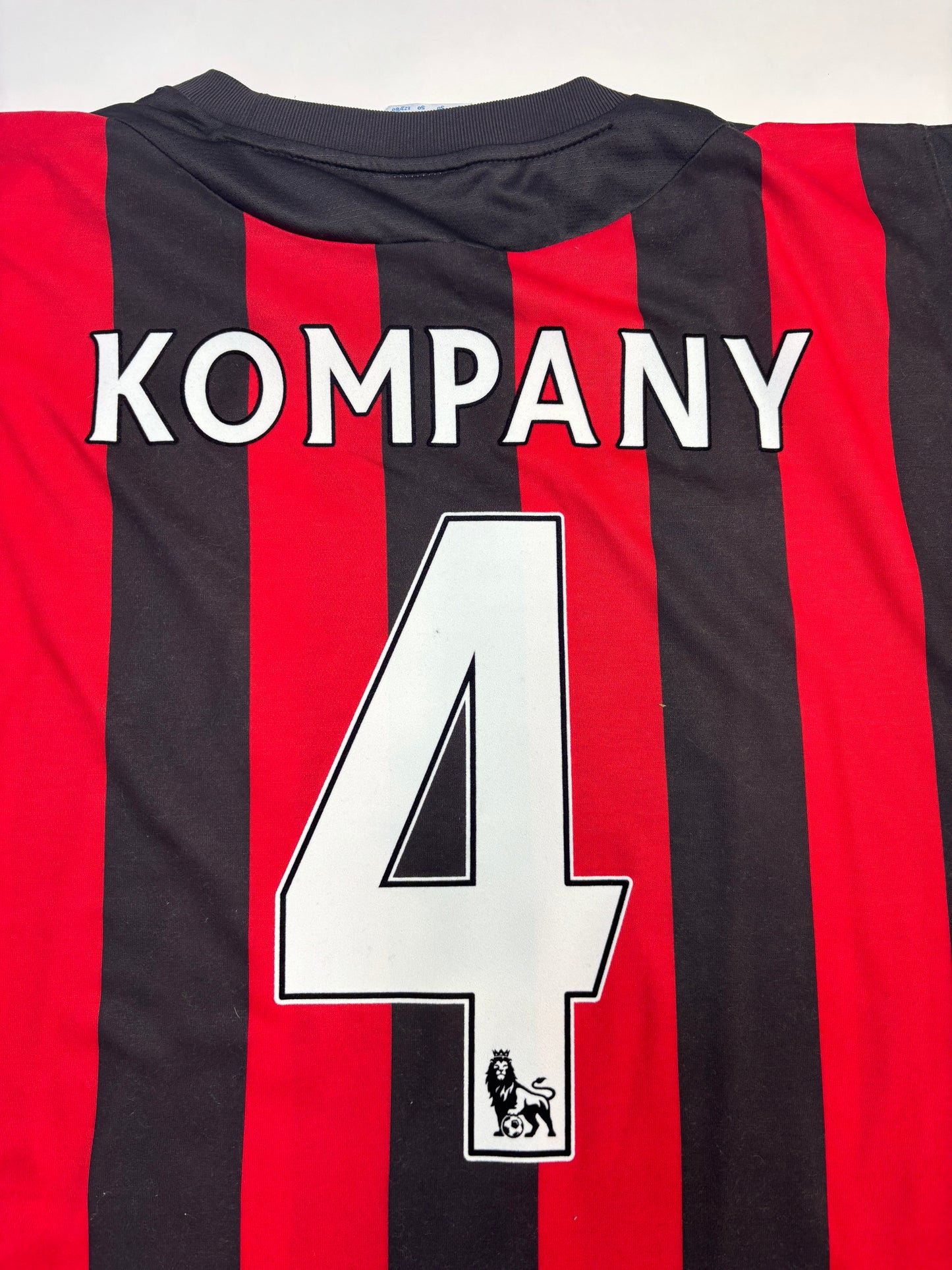 Manchester City Away Shirt 2011/12 (XL) Kompany 4