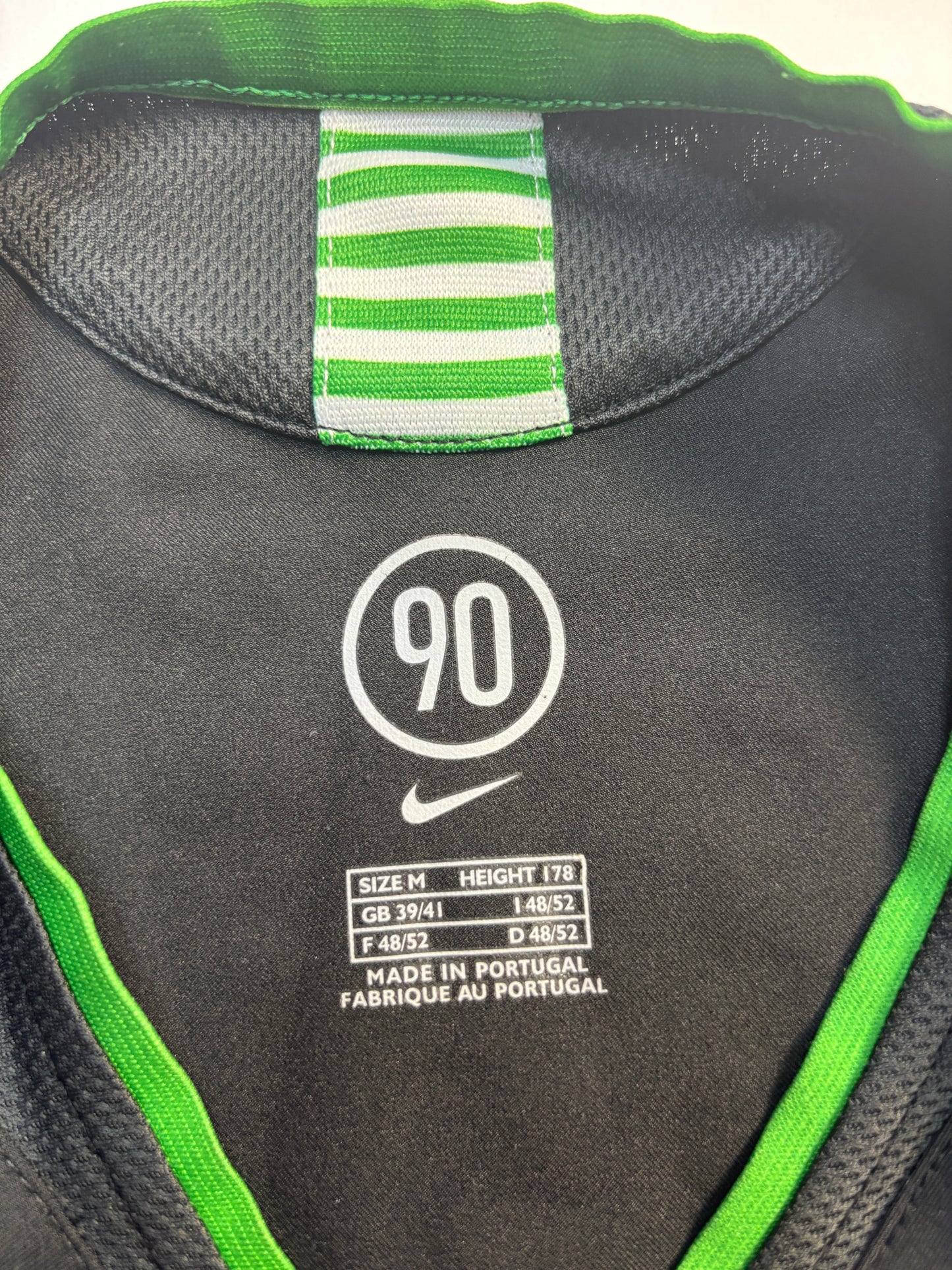 Celtic Third Shirt 2005/06 (M) Keane 16