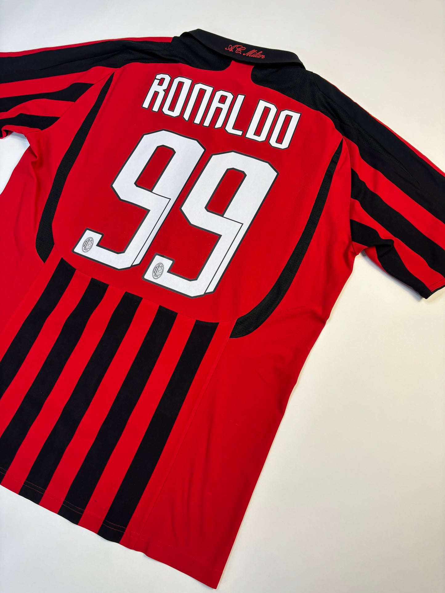 AC Milan Home Shirt 2007/08 (L) Ronaldo 99