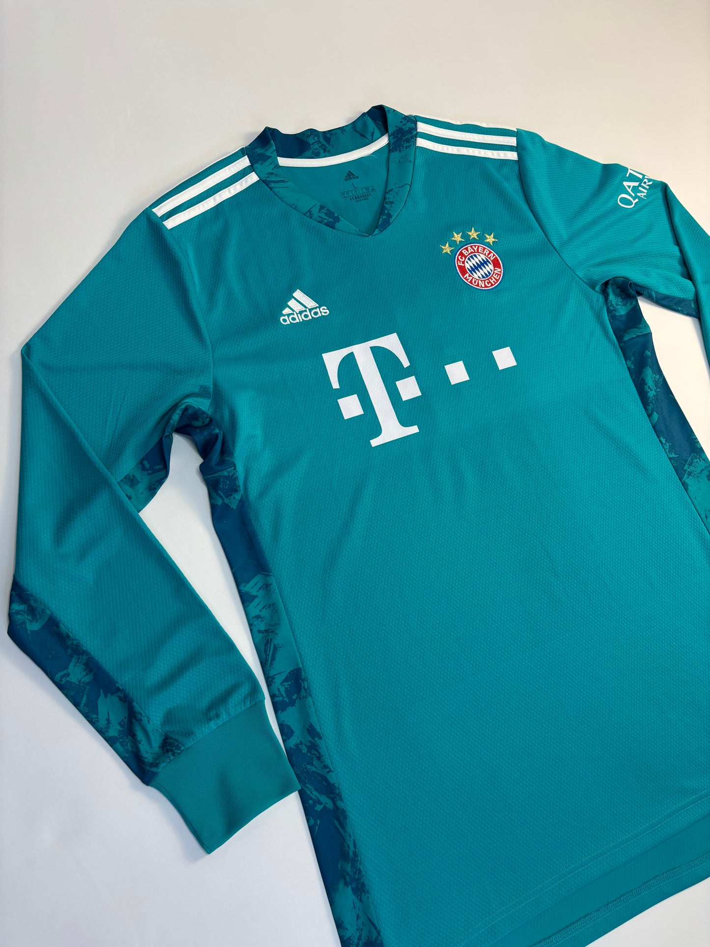 Bayern Munich Goalkeeper Shirt 2020/21 (L) Neuer 1