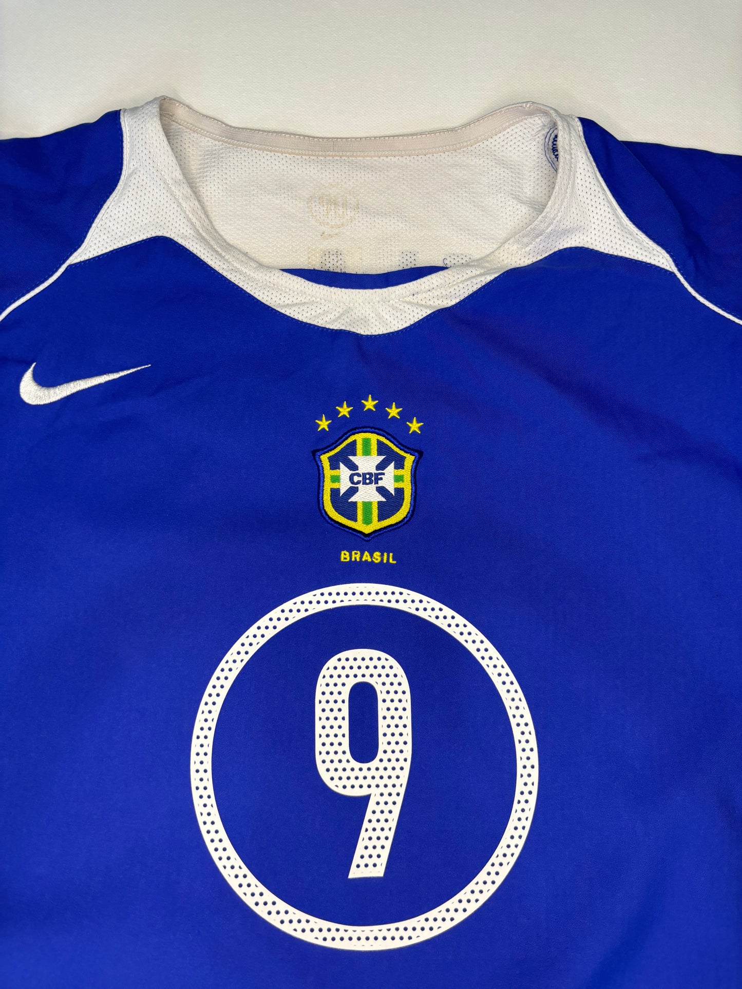 Brazil Away Shirt 2004/06 (L) Ronaldo 9