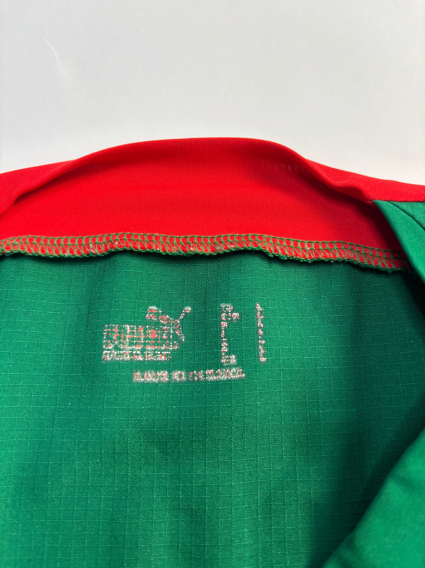 Cameroon Home Shirt 2006/08 (L) Eto’o 9